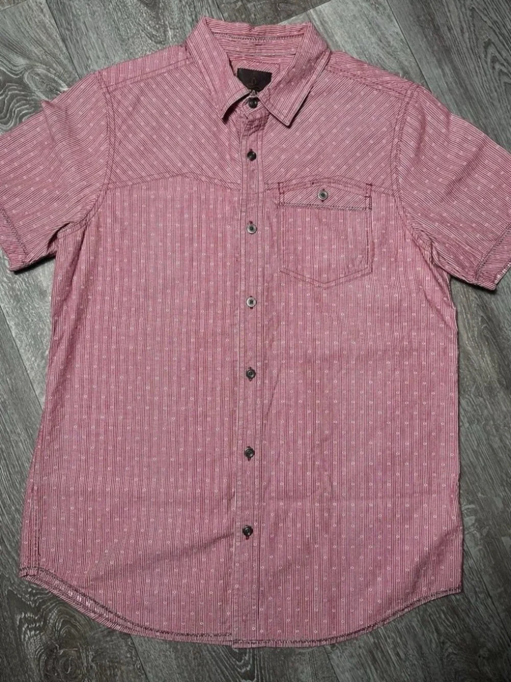 PrAna Red Plaid Button Up Short Sleeve Outdoor Shirt - Men Size Medium